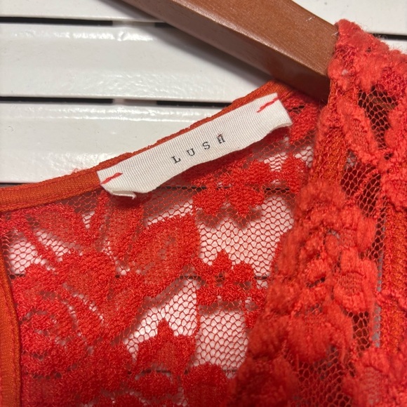 Lush Red/Orange Peplum Bodycon Sleeveless Lace Dress Size S - Picture 4 of 6